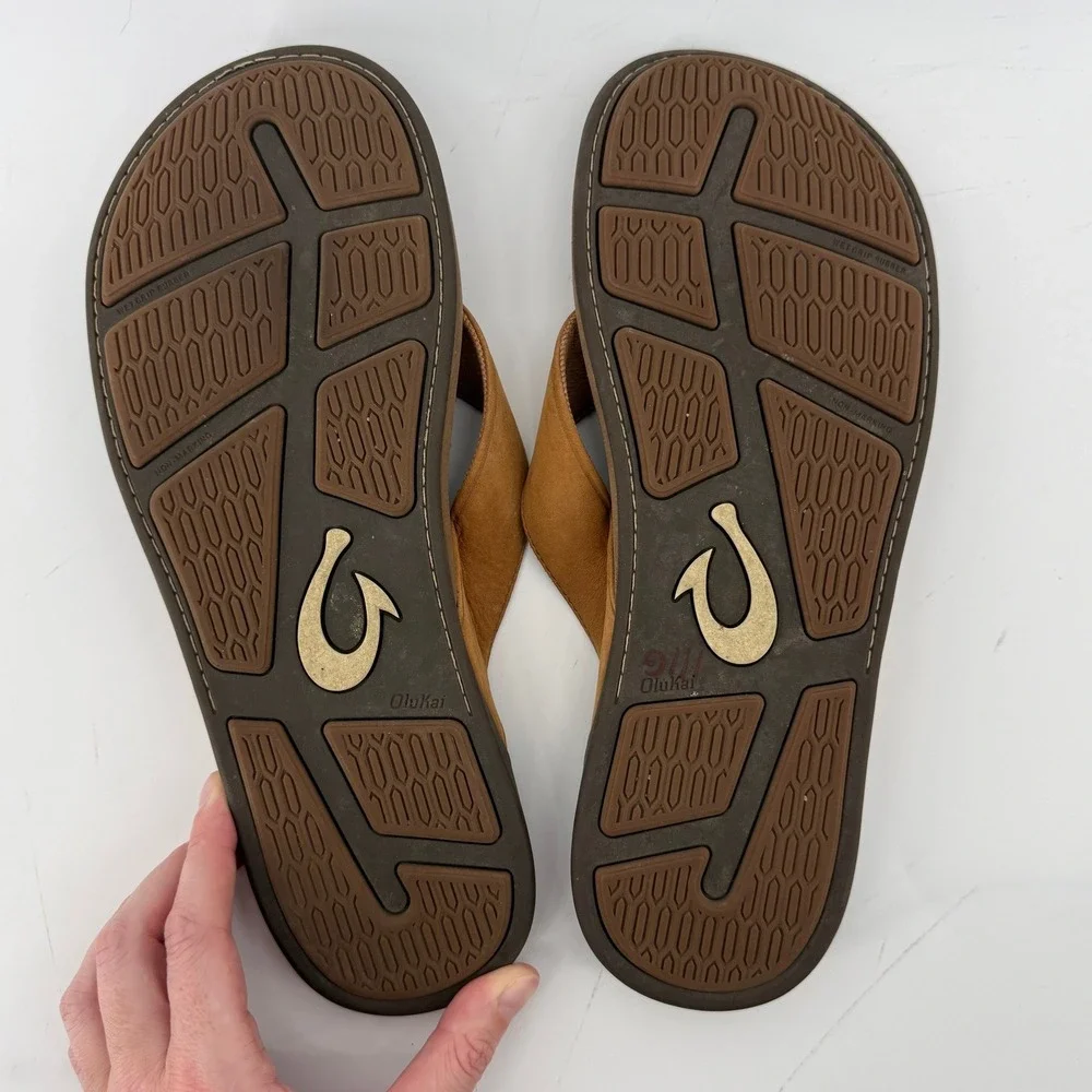 OluKai Tuahine Waterproof Leather Flip Flop Sandals Brown Men 13 Comfort Casual